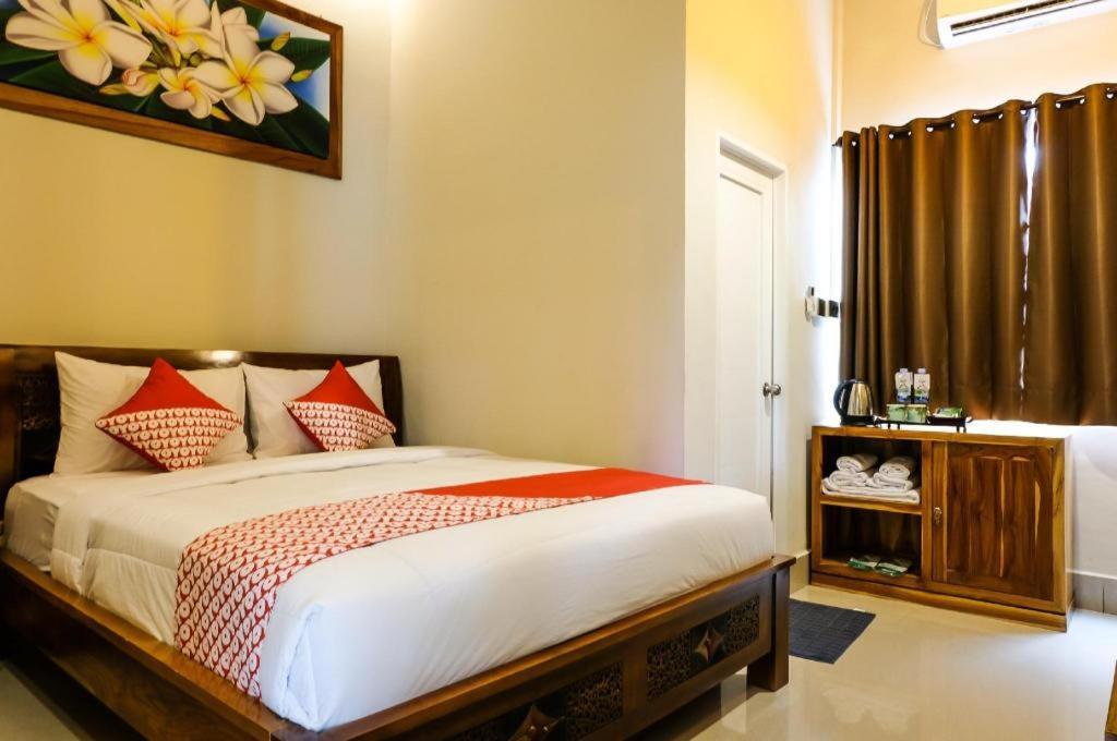 Oyo 683 Jepun Guesthouse Mataram Exterior foto